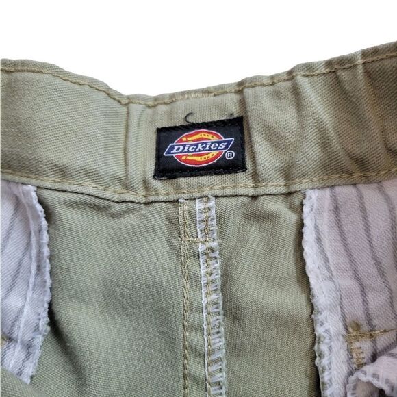 Dickies flat front khaki uniform shorts 14 - Picture 2 of 4